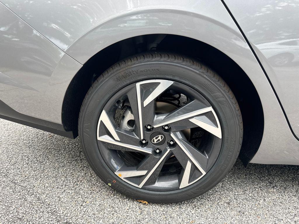 new 2025 Hyundai Elantra car, priced at $21,255