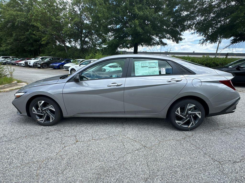 new 2025 Hyundai Elantra car, priced at $21,255
