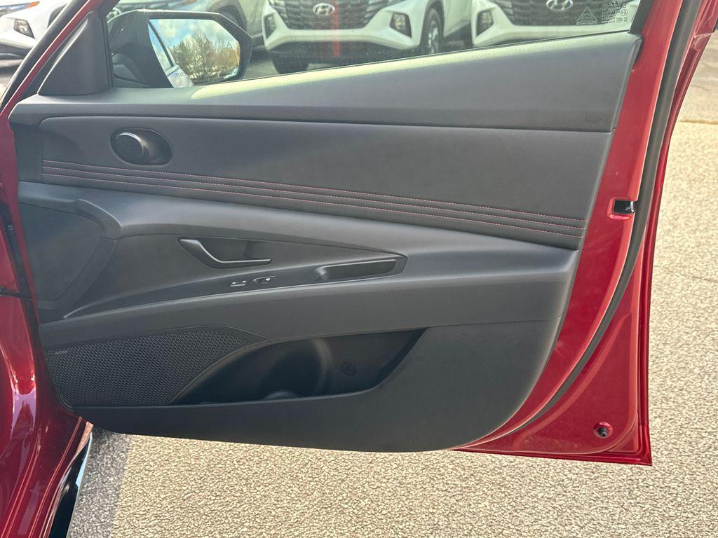 new 2025 Hyundai Elantra car, priced at $27,225