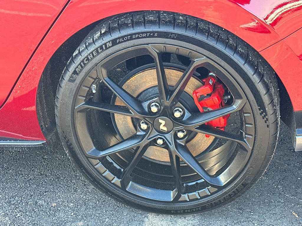 new 2025 Hyundai ELANTRA N car, priced at $33,153