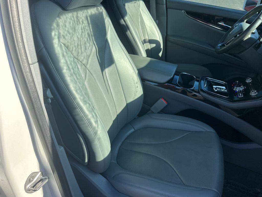 used 2022 Lincoln Nautilus car, priced at $32,420