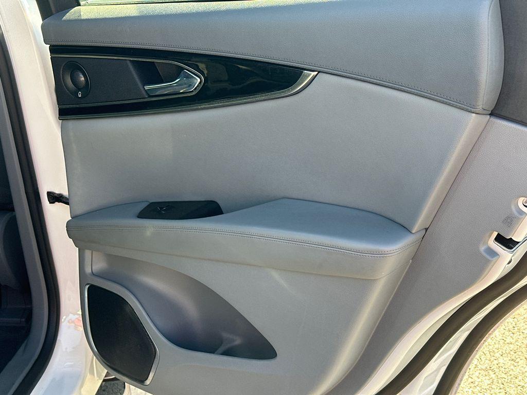 used 2022 Lincoln Nautilus car, priced at $32,420