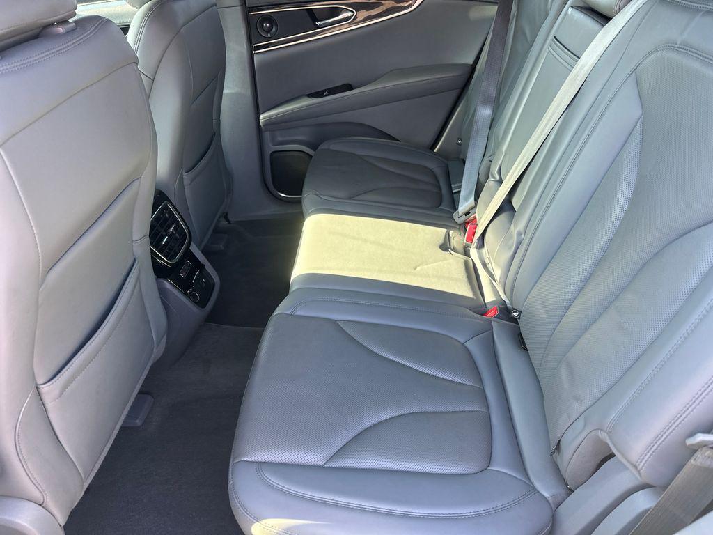 used 2022 Lincoln Nautilus car, priced at $32,420