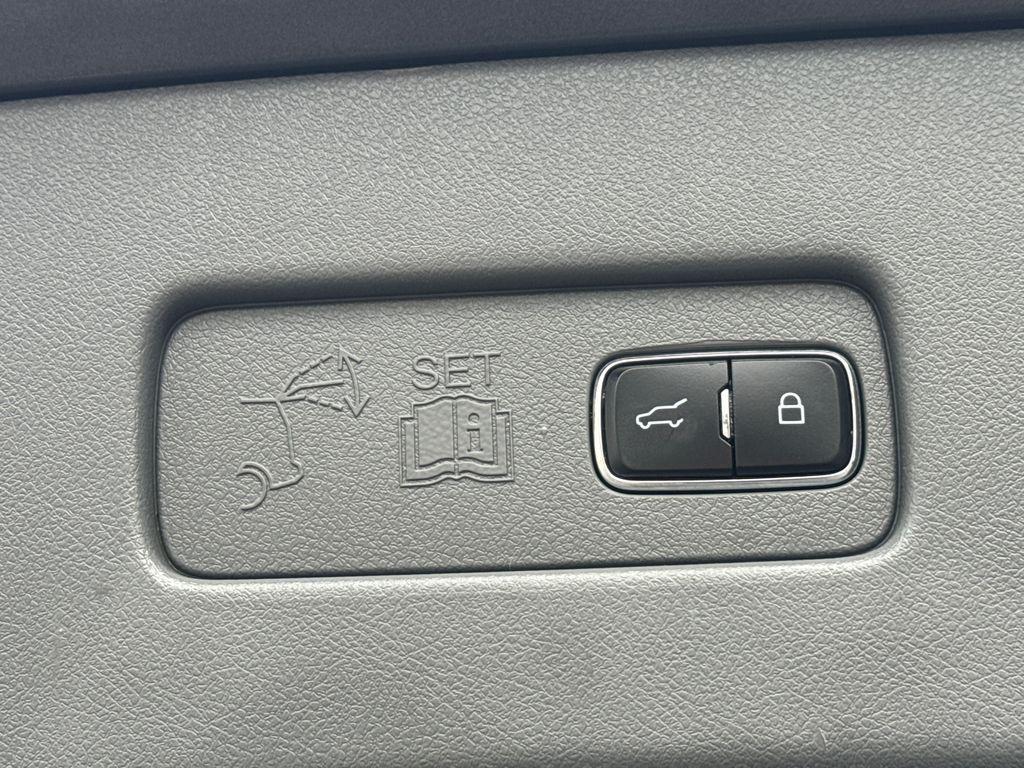 used 2020 Lincoln Aviator car, priced at $28,460