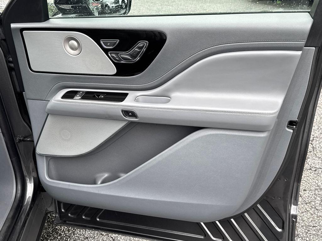 used 2020 Lincoln Aviator car, priced at $28,460