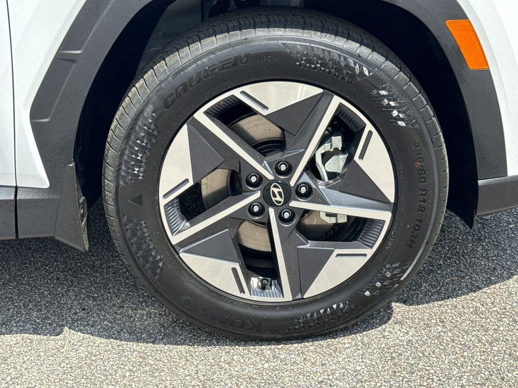 new 2025 Hyundai Tucson car, priced at $27,837