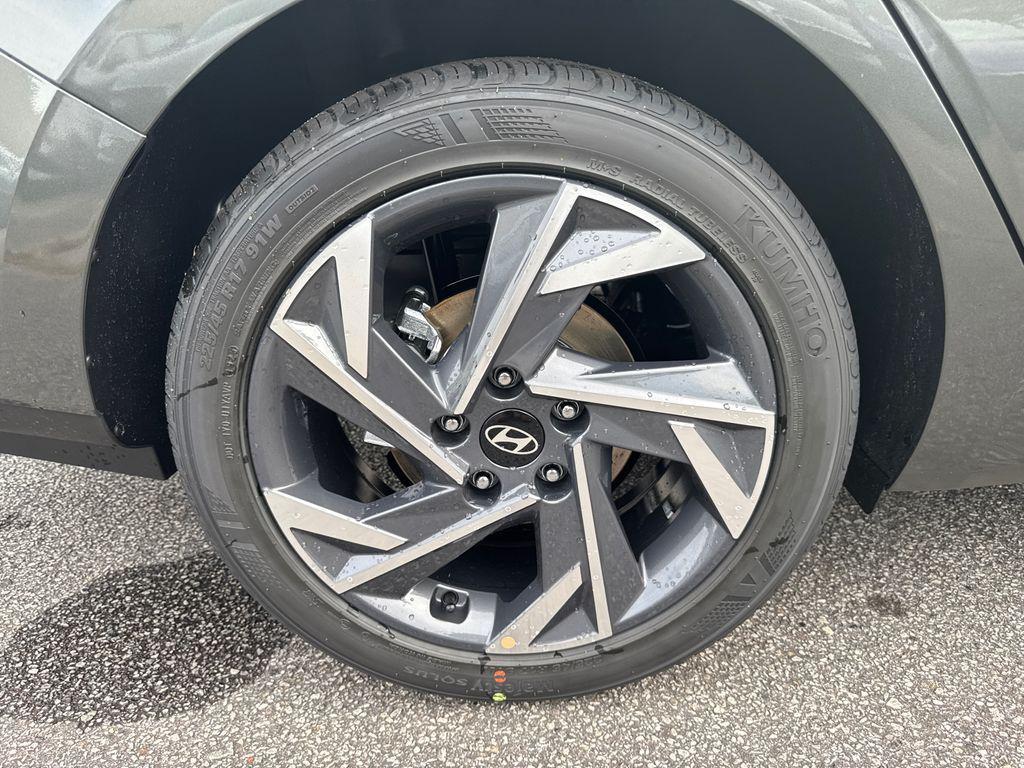 new 2025 Hyundai Elantra car, priced at $21,255
