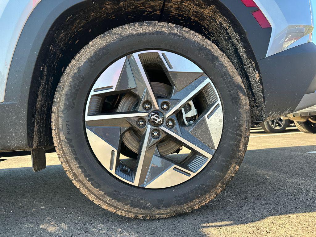 new 2025 Hyundai Tucson car, priced at $27,258