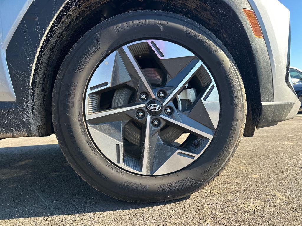 new 2025 Hyundai Tucson car, priced at $27,258