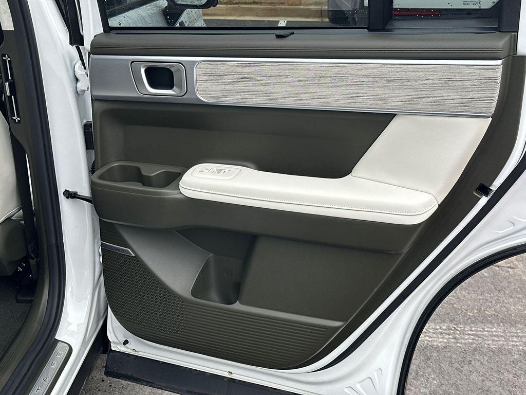 new 2025 Hyundai SANTA FE HEV car, priced at $40,816