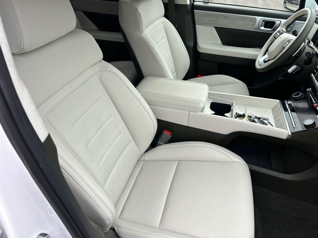 new 2025 Hyundai SANTA FE HEV car, priced at $40,816