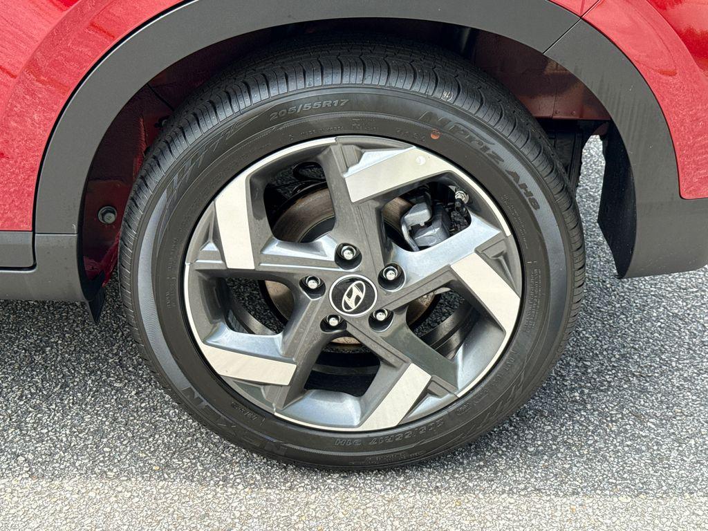 new 2025 Hyundai Venue car, priced at $22,526