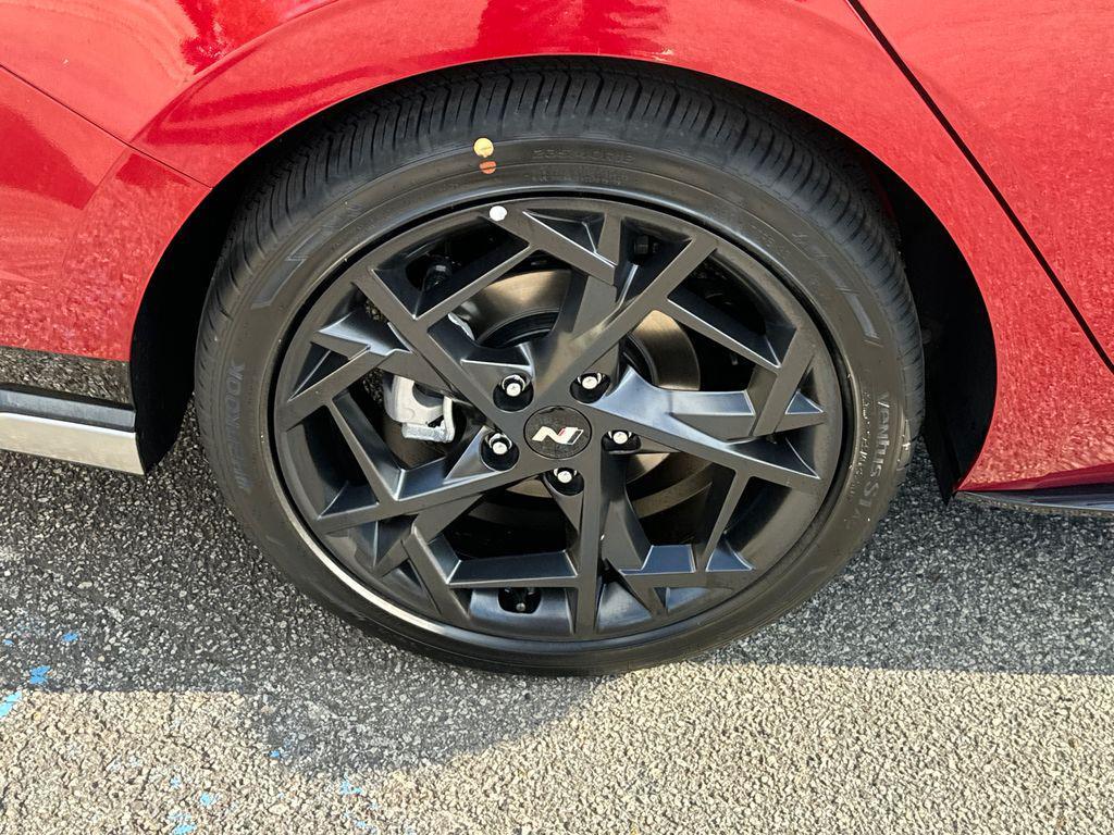 new 2025 Hyundai Elantra car, priced at $27,408