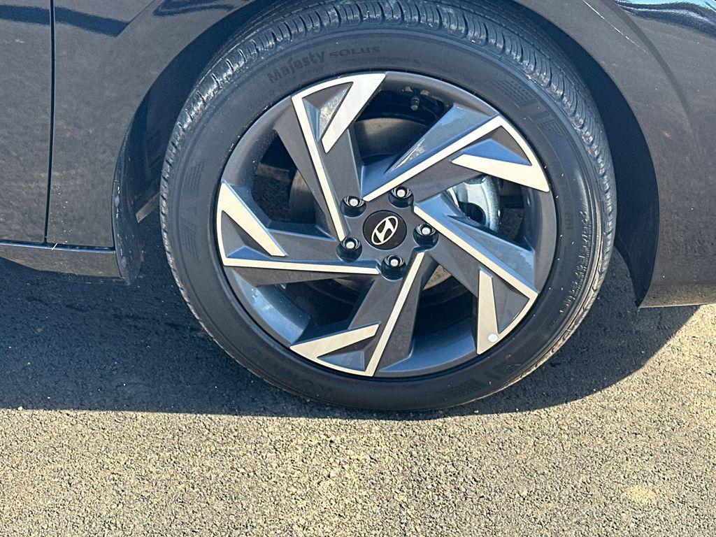 new 2025 Hyundai Elantra car, priced at $21,744