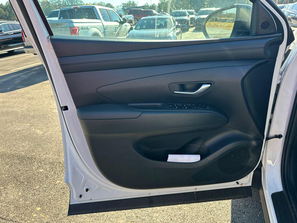 new 2025 Hyundai Tucson car, priced at $27,721
