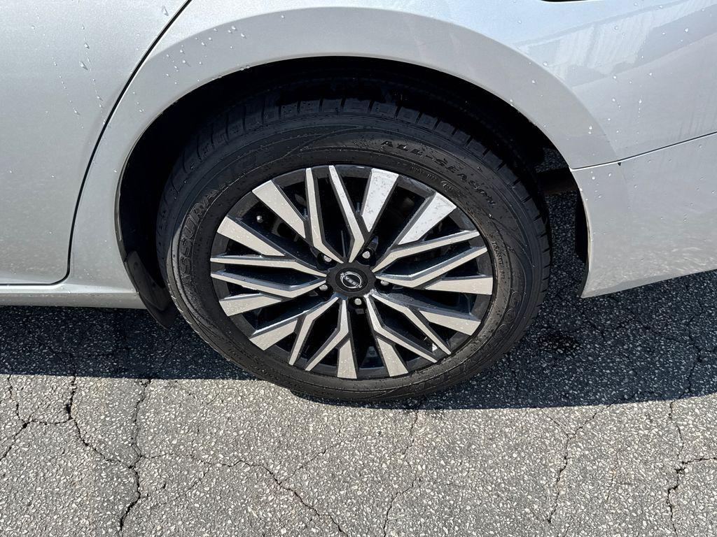 used 2023 Nissan Altima car, priced at $18,920