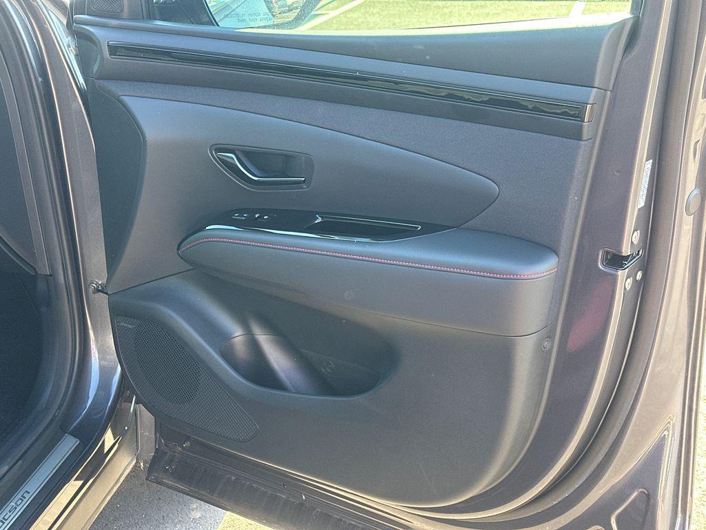 used 2024 Hyundai TUCSON Hybrid car, priced at $29,920