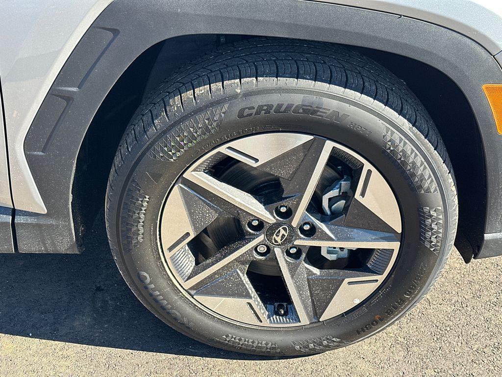 new 2025 Hyundai Tucson car, priced at $27,258