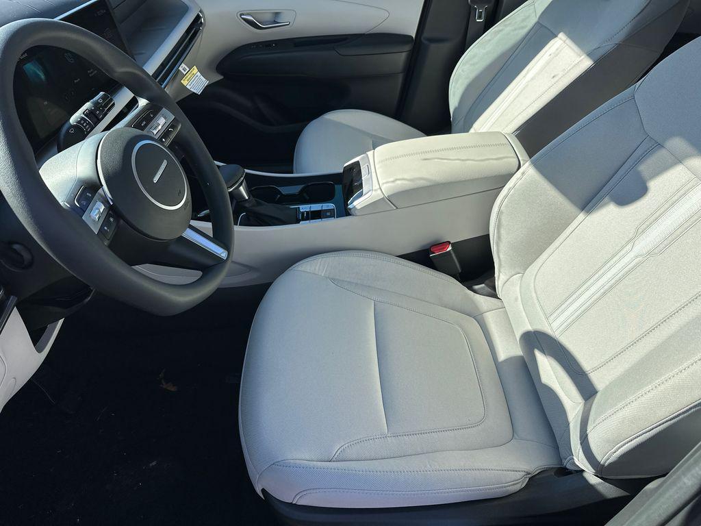 new 2025 Hyundai Tucson car, priced at $27,258