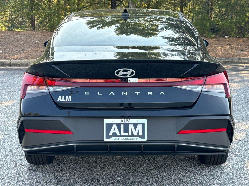 new 2025 Hyundai Elantra car, priced at $21,748