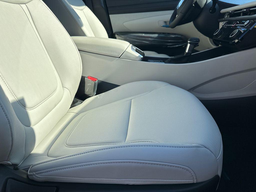 new 2025 Hyundai Tucson car, priced at $29,527