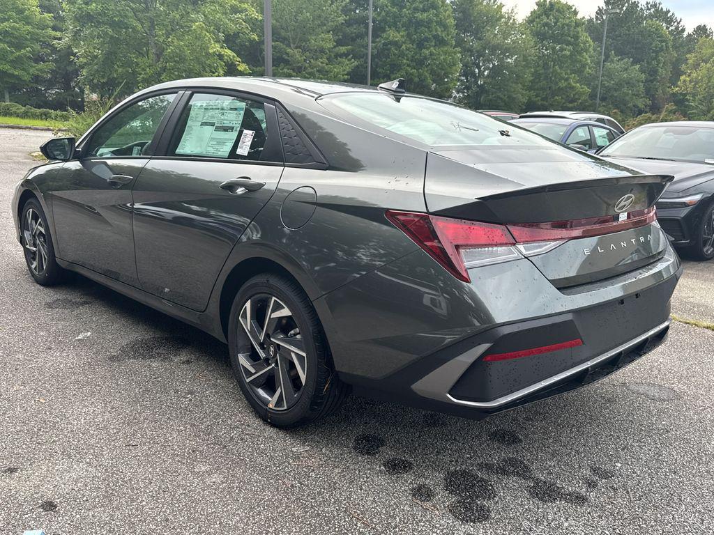 new 2025 Hyundai Elantra car, priced at $21,255