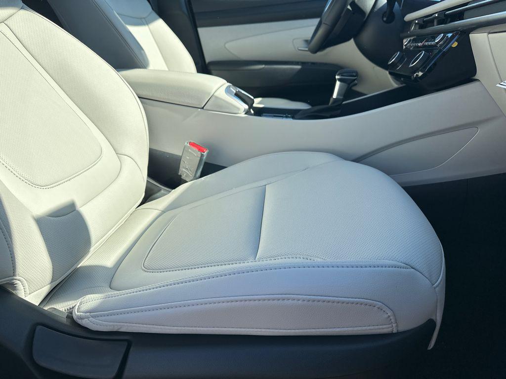 new 2025 Hyundai Tucson car, priced at $30,162