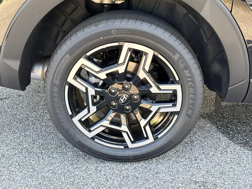 new 2025 Hyundai SANTA CRUZ car, priced at $39,820