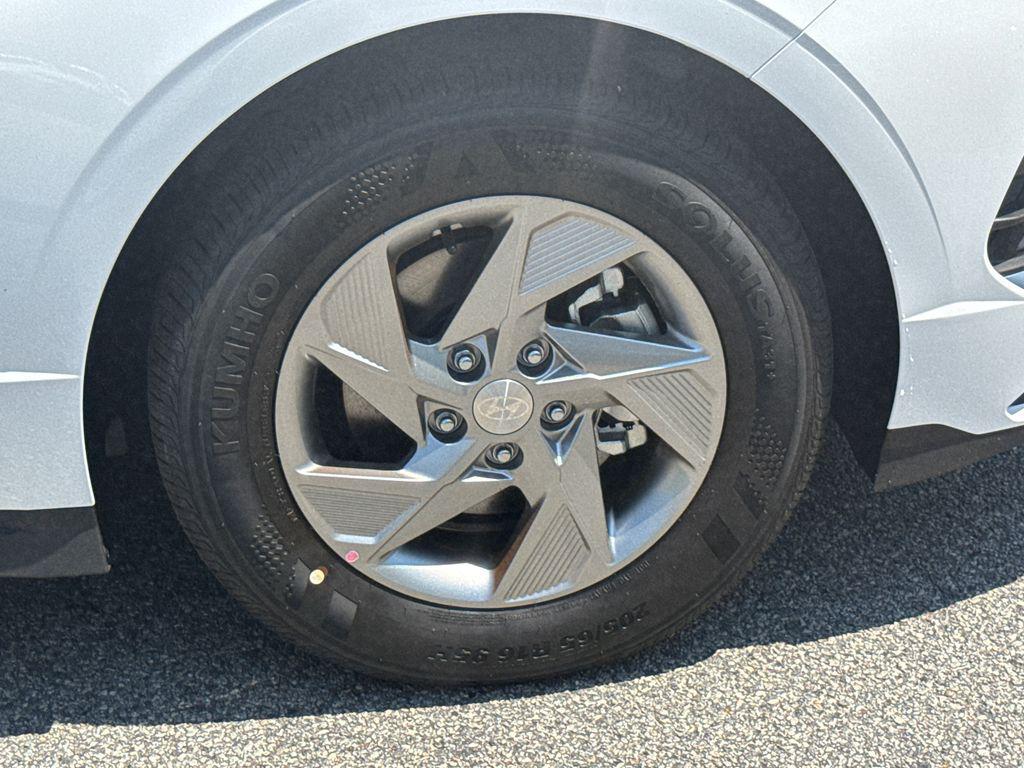 new 2025 Hyundai Sonata car, priced at $24,070