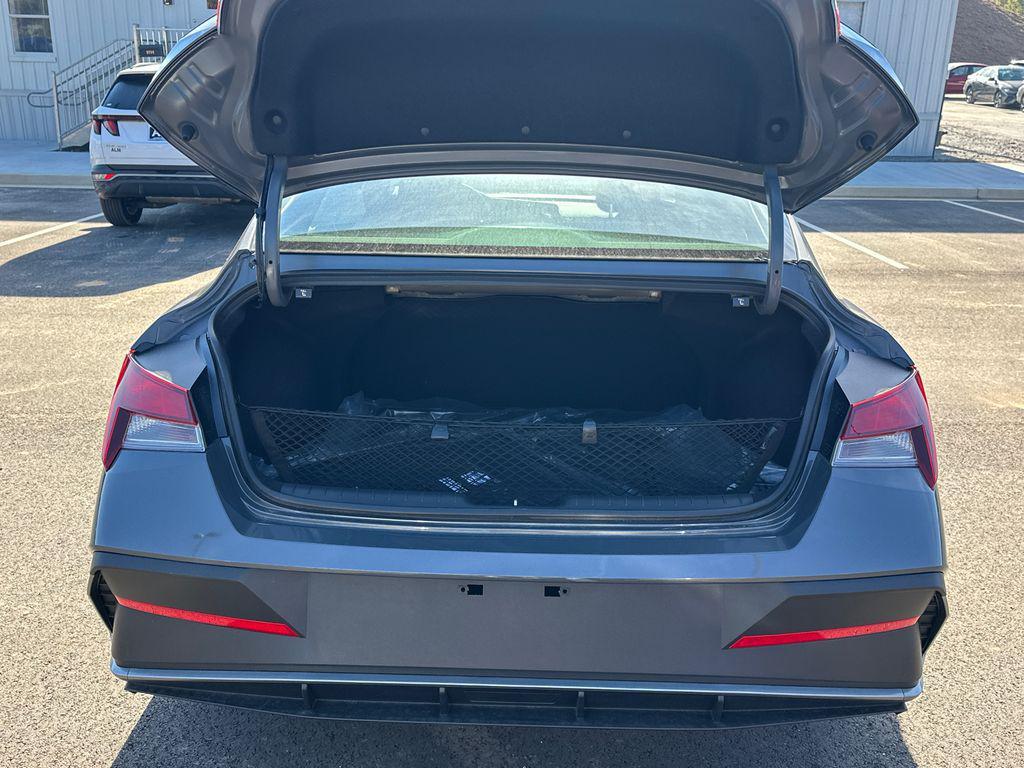 new 2025 Hyundai Elantra car, priced at $21,774