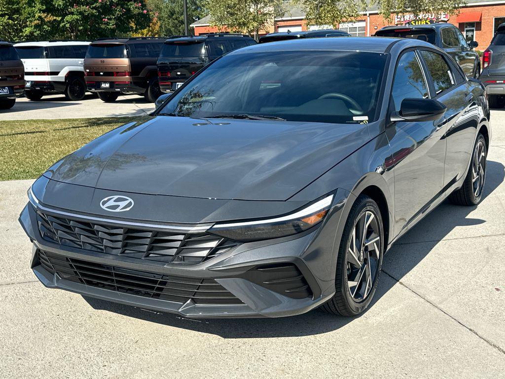 new 2025 Hyundai Elantra car, priced at $21,748
