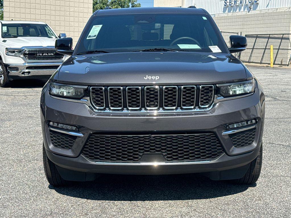 used 2024 Jeep Grand Cherokee car, priced at $30,920