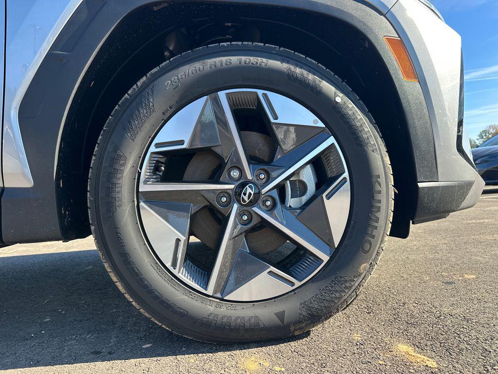 new 2025 Hyundai Tucson car, priced at $27,258
