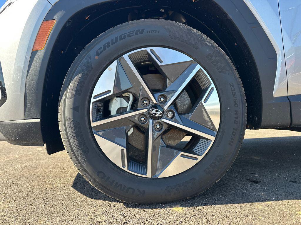 new 2025 Hyundai Tucson car, priced at $27,258