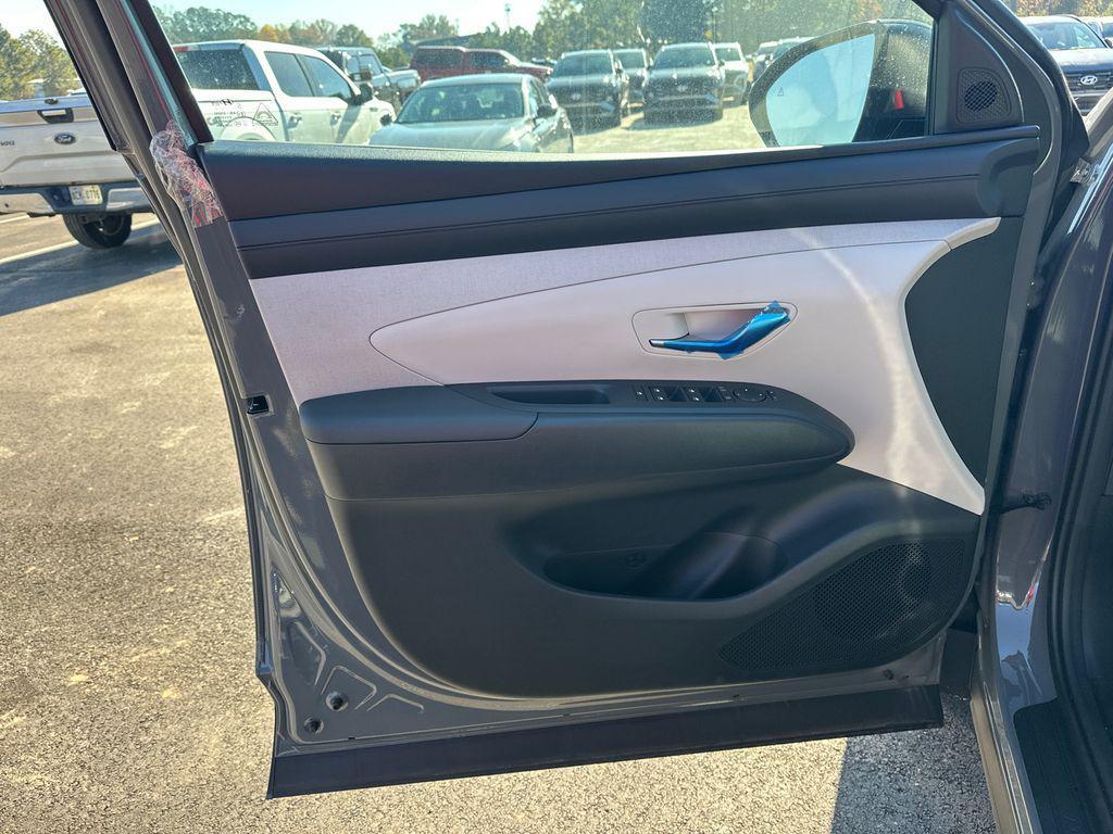 new 2025 Hyundai Tucson car, priced at $29,882
