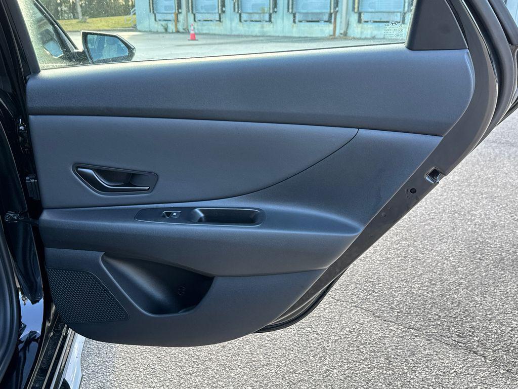 new 2025 Hyundai Elantra car, priced at $27,100