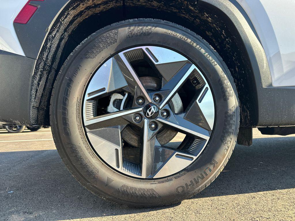 new 2025 Hyundai Tucson car, priced at $30,141
