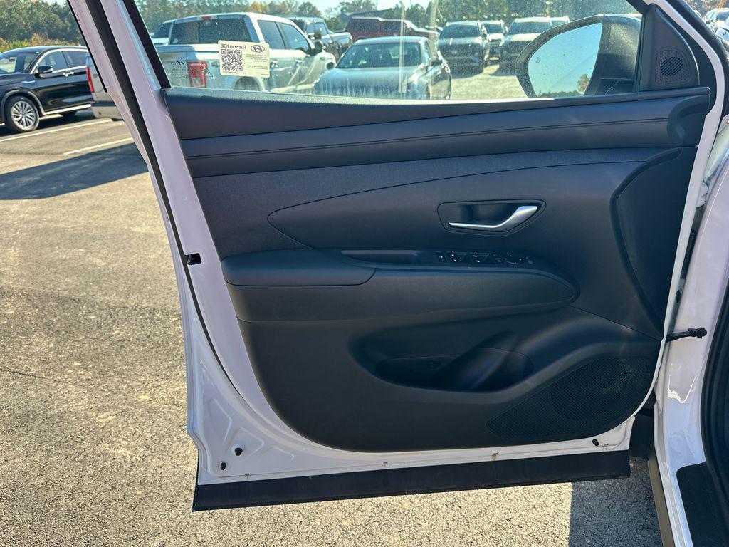 new 2025 Hyundai Tucson car, priced at $30,141