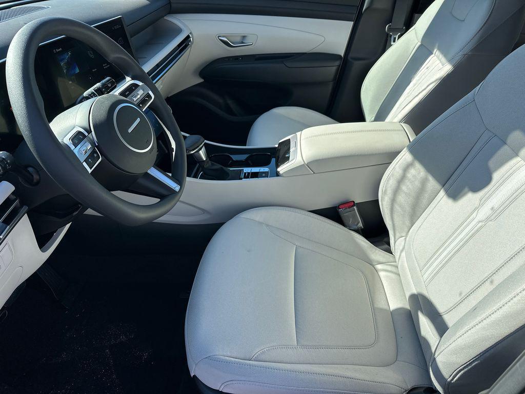 new 2025 Hyundai Tucson car, priced at $27,721