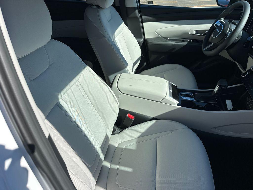 new 2025 Hyundai Tucson car, priced at $27,721