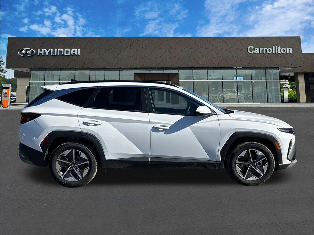 new 2025 Hyundai Tucson car, priced at $27,721