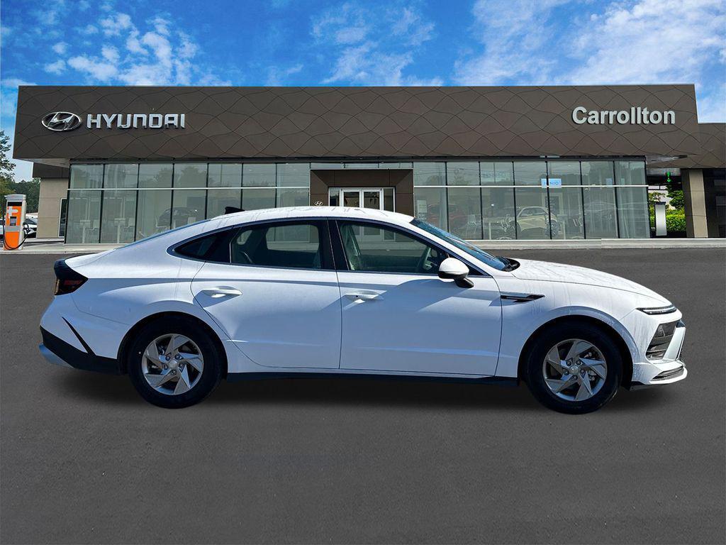 new 2025 Hyundai Sonata car, priced at $24,073