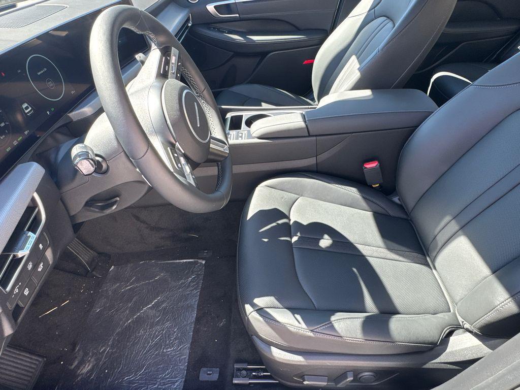 new 2025 Hyundai Sonata Hybrid car, priced at $34,768