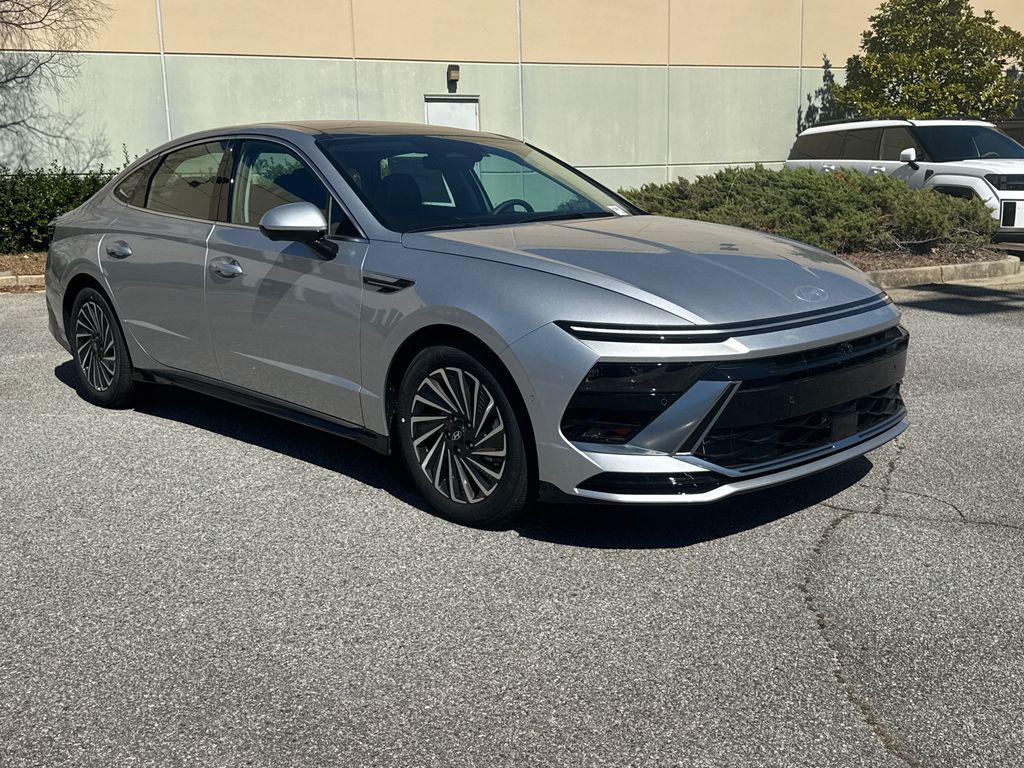new 2025 Hyundai Sonata Hybrid car, priced at $34,768