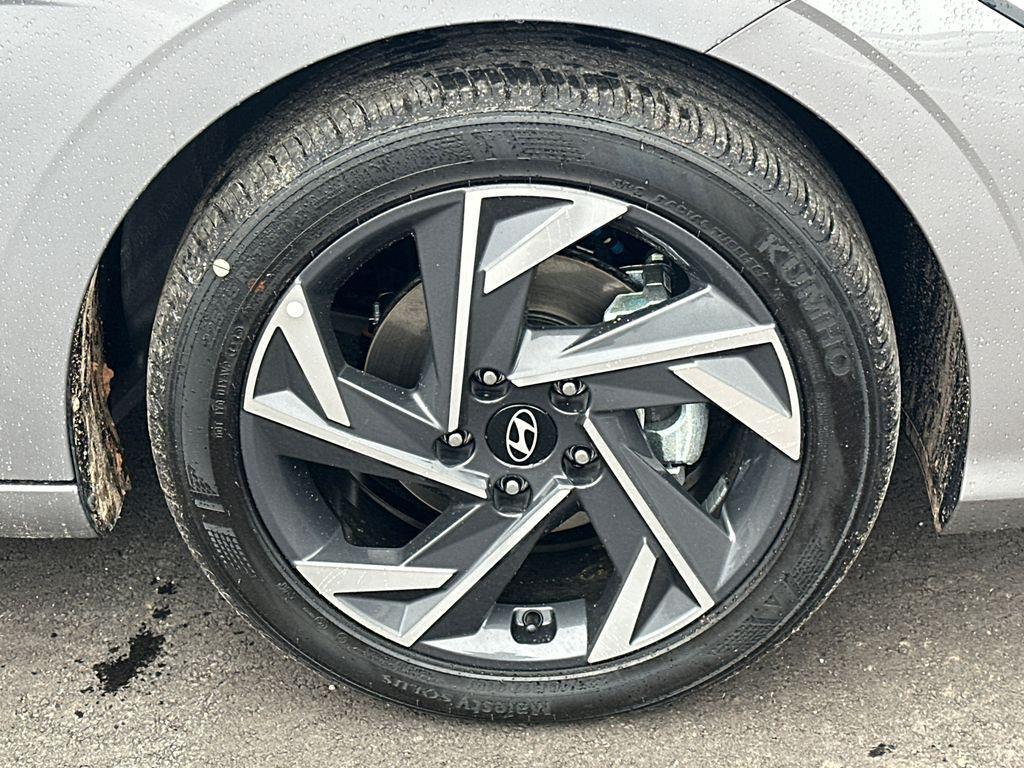new 2025 Hyundai Elantra car, priced at $21,744