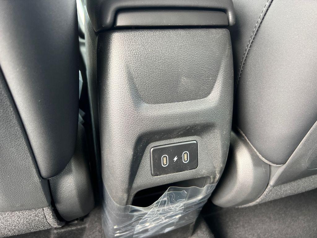 new 2025 Hyundai Venue car, priced at $22,090