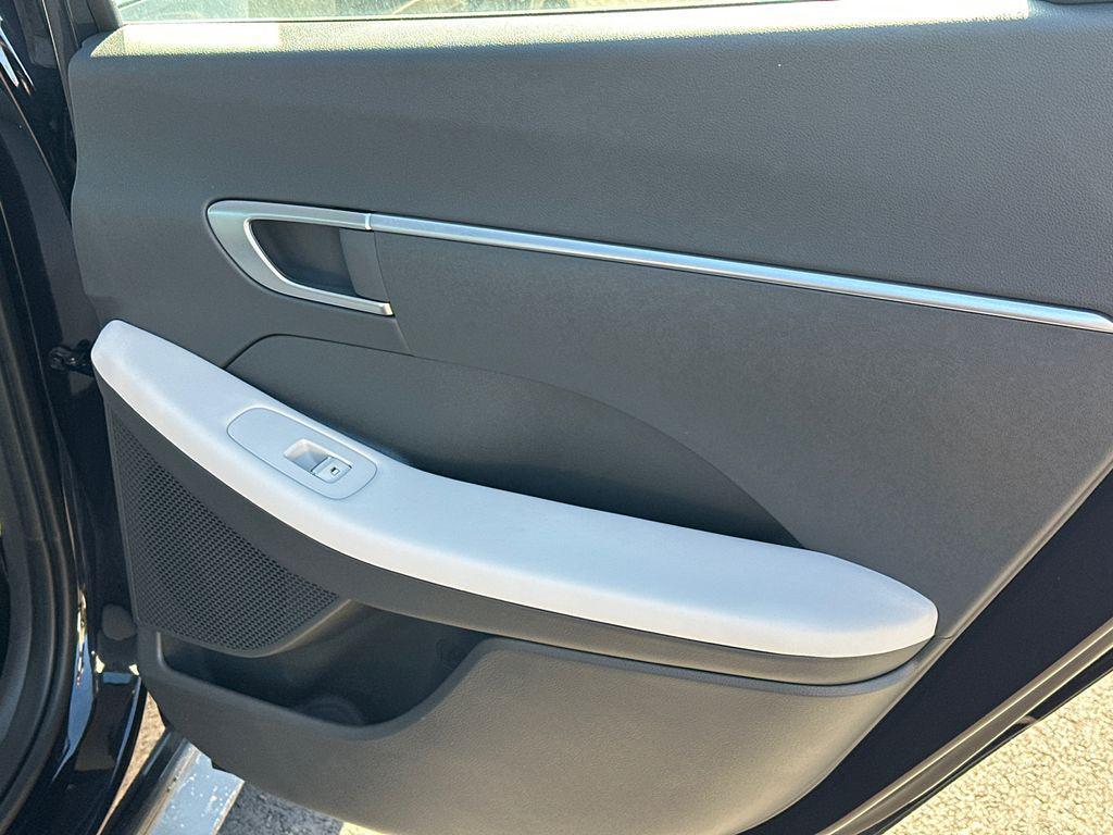 new 2025 Hyundai Sonata car, priced at $23,751