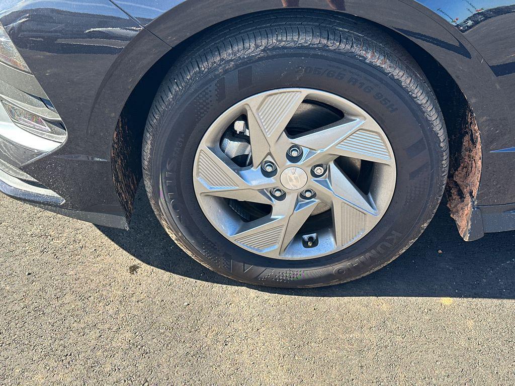 new 2025 Hyundai Sonata car, priced at $23,751