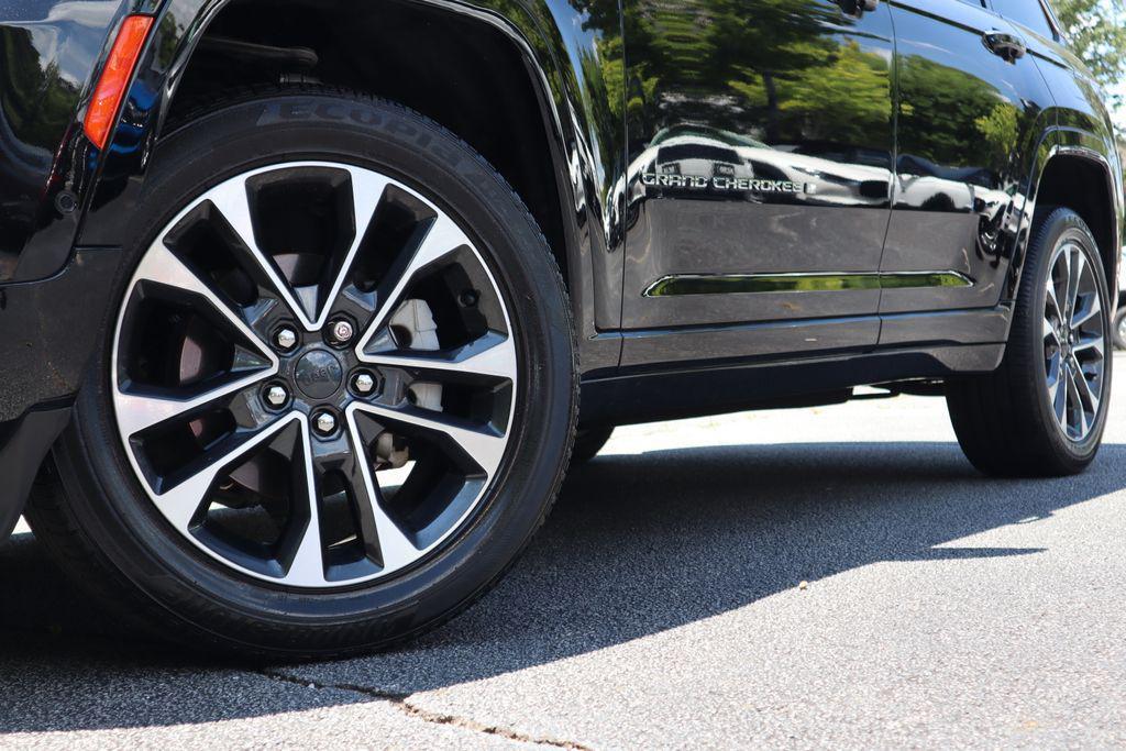 used 2023 Jeep Grand Cherokee car, priced at $35,420