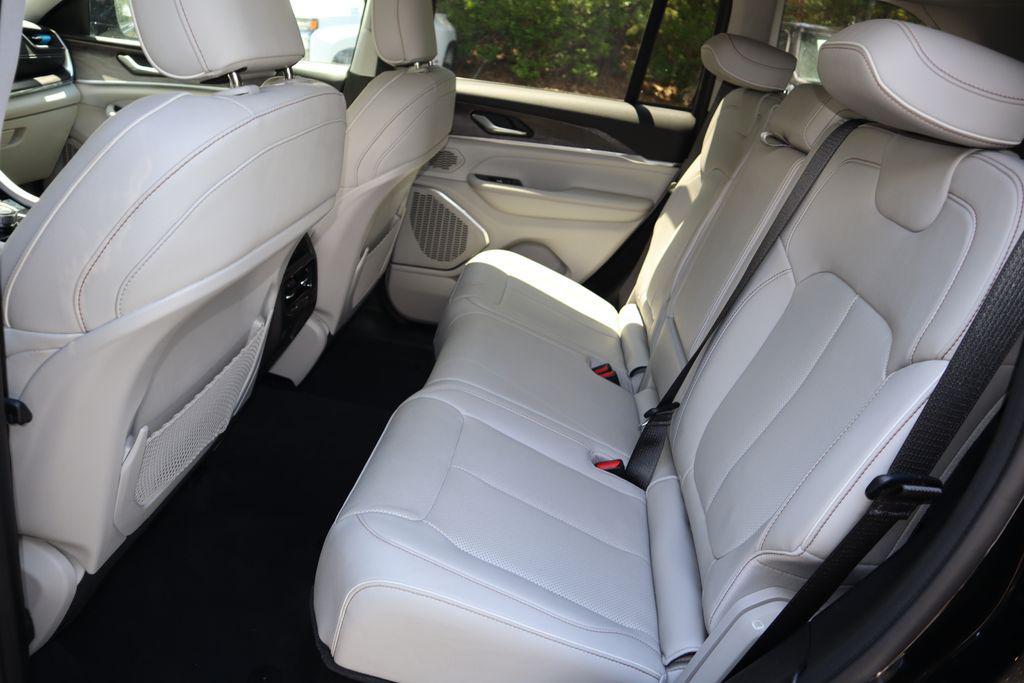 used 2023 Jeep Grand Cherokee car, priced at $35,420